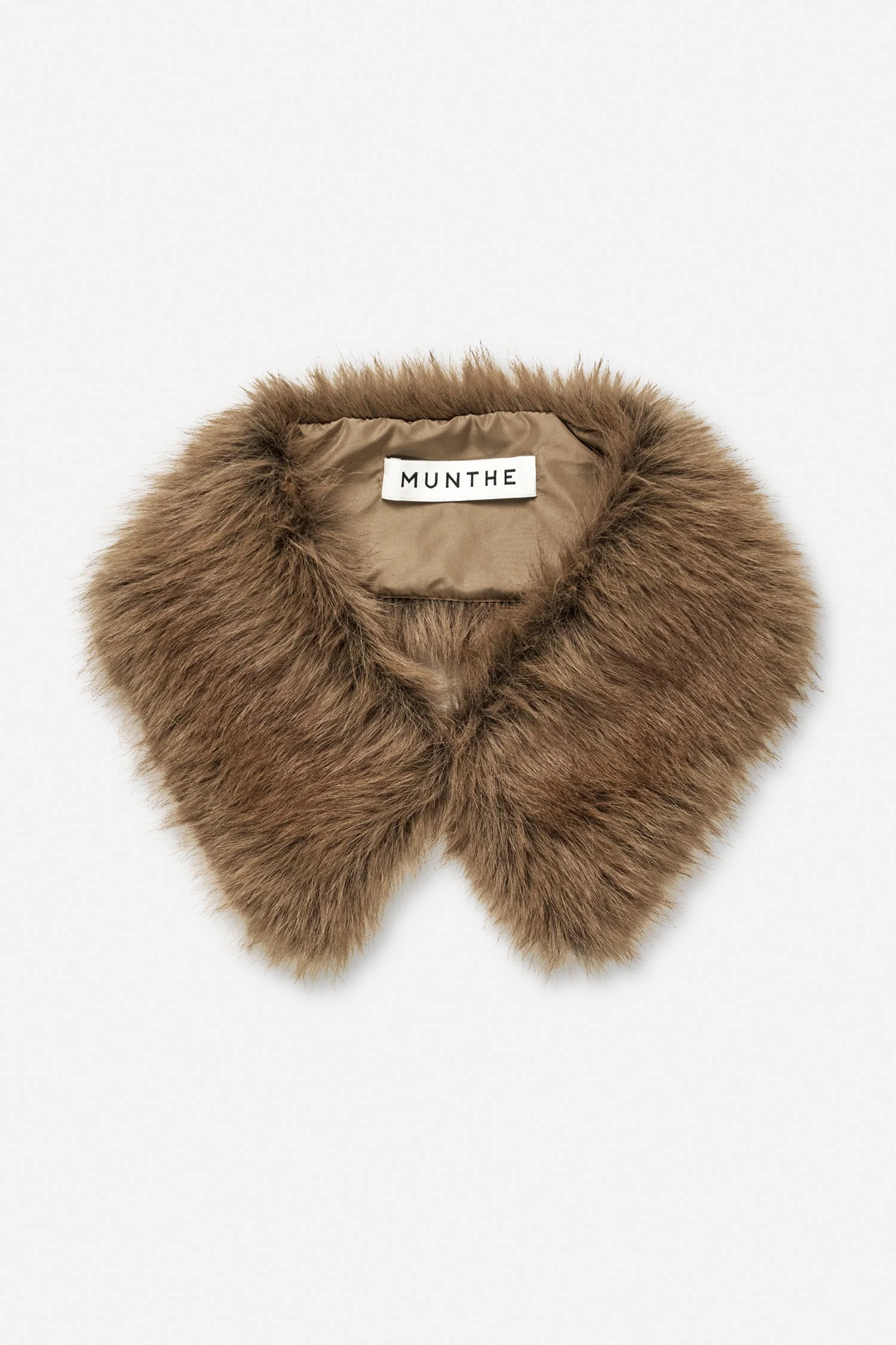 Munthe Vodkim Collar Camel 3